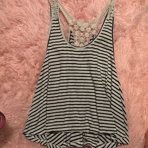 🖤Black and White Striped Lace Tank 🔝
